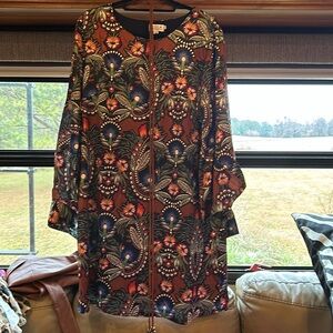 NWT women’s long sleeve flare belted dress by Molly Bracken size Large paisley